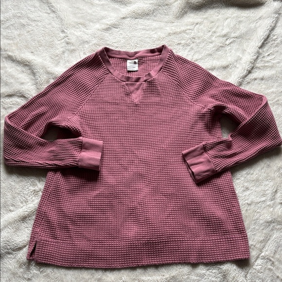 39 The North Face Waffle Knit Long Sleeve Size XL | Soft Pink | Cozy | Cotton - Picture 3 of 6